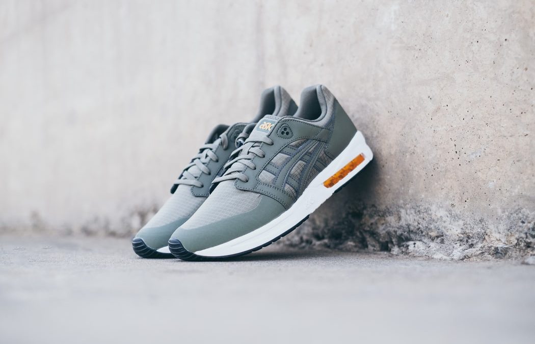 Дресс-код убивает здоровье. Как выбрать правильную обувь для работы?